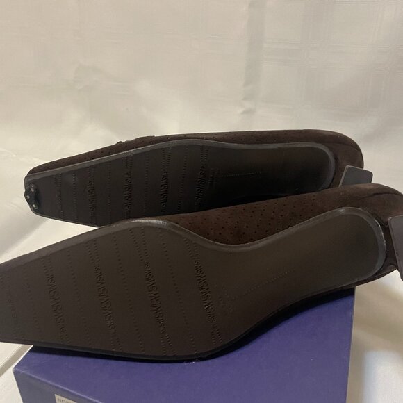 NEW Stuart Weitzman Linksperf Brown Suede Kitten Heal Square Toed Pumps; 9N - Picture 5 of 5